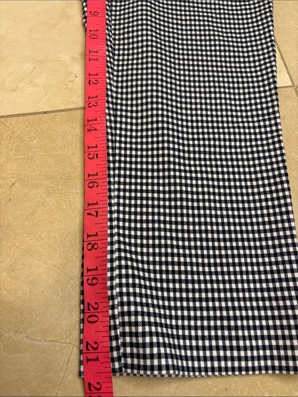 ⭐️ NWOT Reitmans The Iconic Black and White Gingham cropped Pants- size 6 - Picture 8 of 11